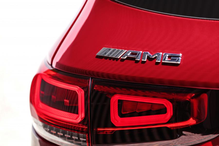 Логотип Mercedes-AMG GLB35 4Matic (X247) 2019 года  (WW) (фото 19 из 47)